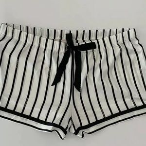 Victoria’s Secret Pajama Shorts  XL